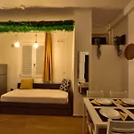 Loft - Modern House アパート *