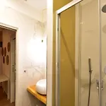Loft - Modern House アパート