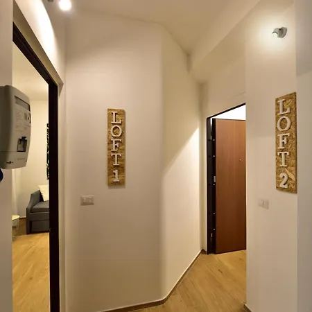 アパート Loft - Modern House *